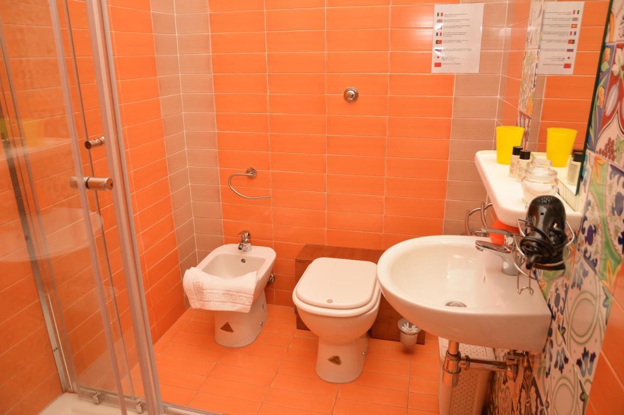 Furture'Rooms Napels Buitenkant foto